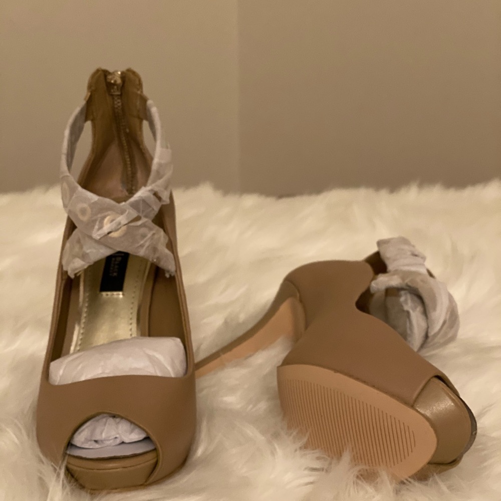 Brand New Camel Calf Leather Peep Toe Pumps